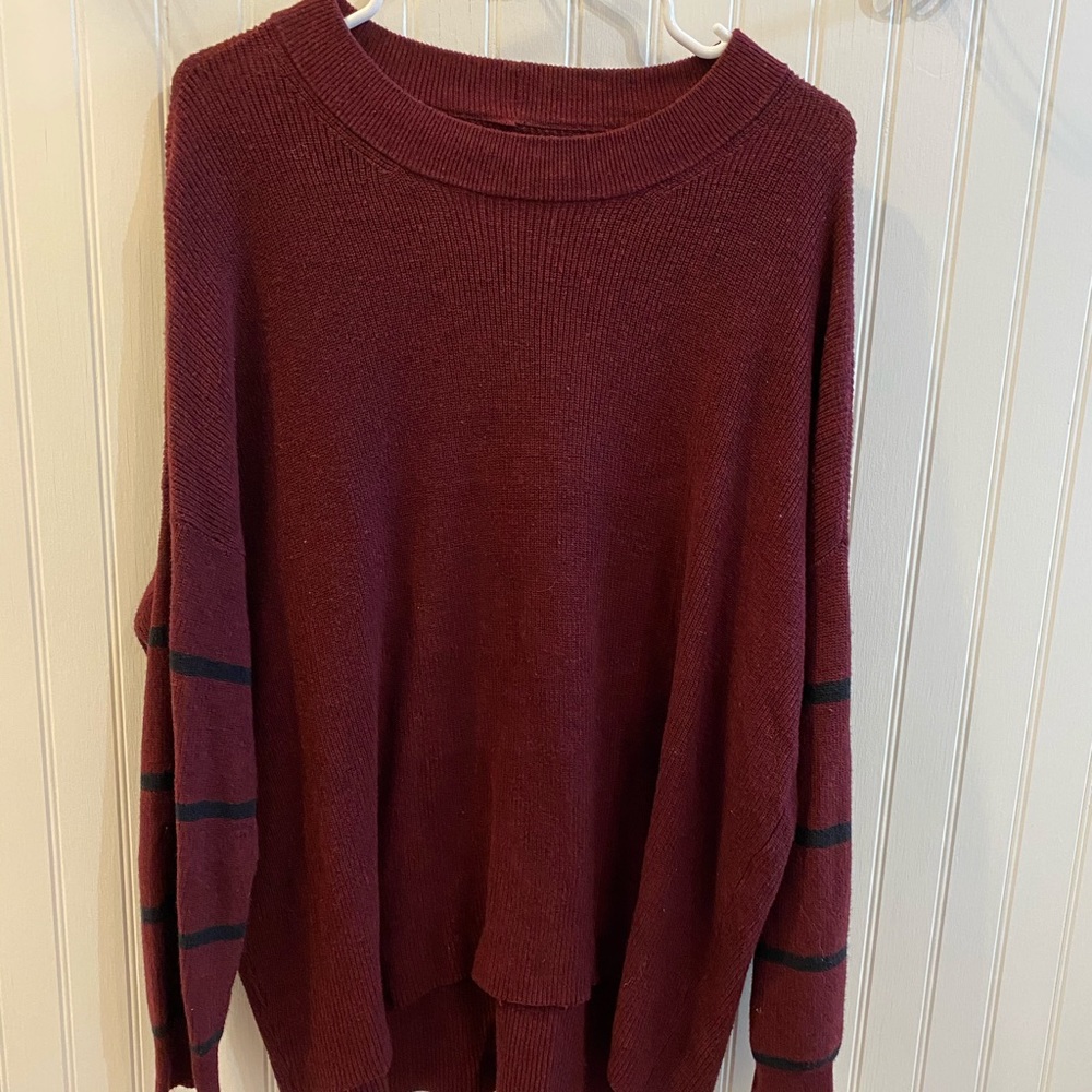 Maroon sweater